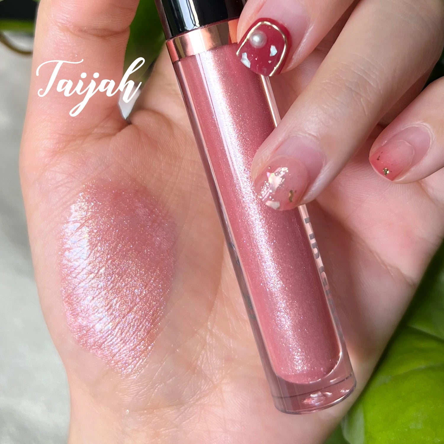 High Pigment Moisturizing Lip Gloss
