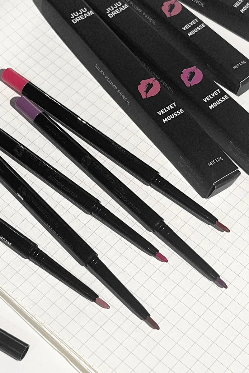 Lip line pencil